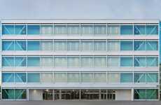 Relaxed Office Atmospheres