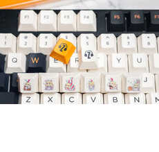 Anime-Inspired Keycaps